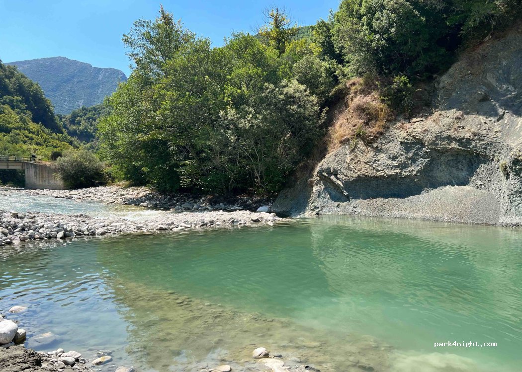 (440 01) Voria Tzoumerka - Unnamed Road — foto 3