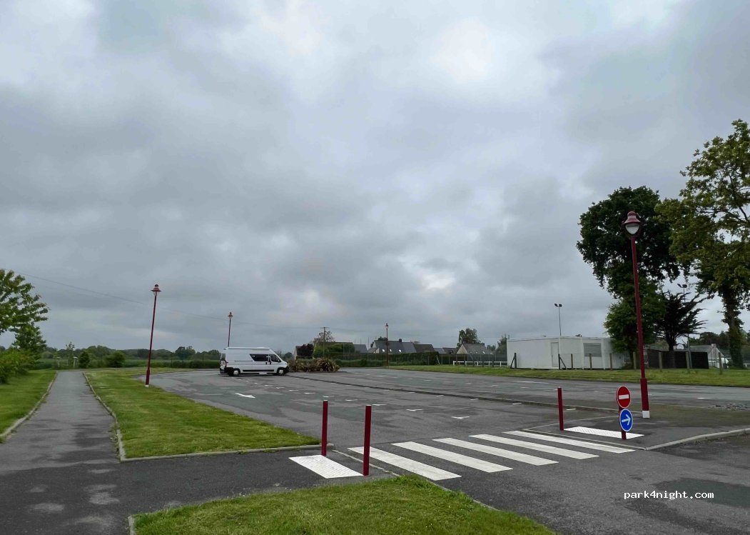 (35120) Roz-Landrieux - 12 Le Bourg — foto 3