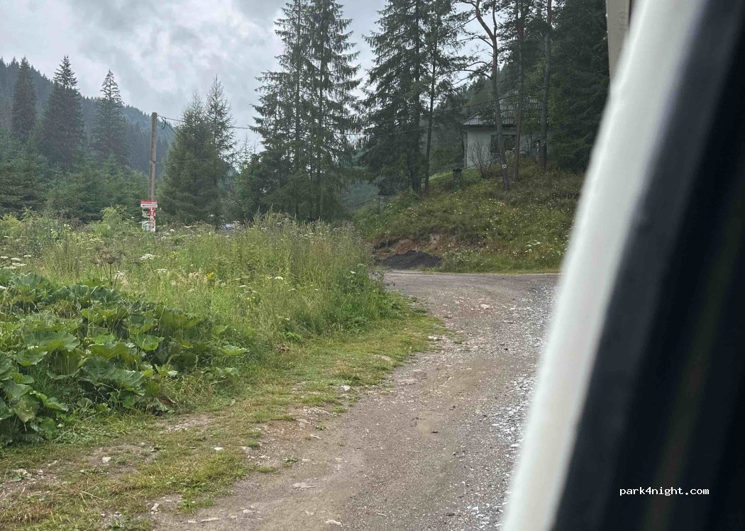 (535502) Lacu Roșu - Unnamed Road — foto 3