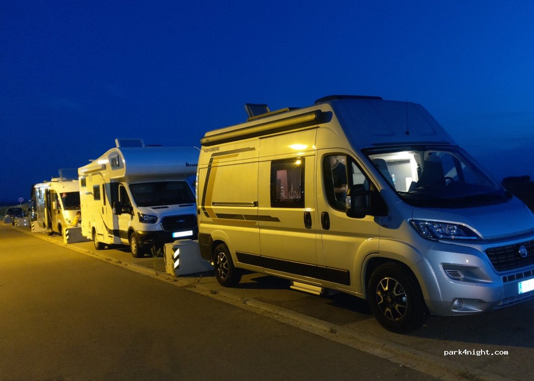 (77975) Ringsheim - Herbolzheimer Straße — foto 2
