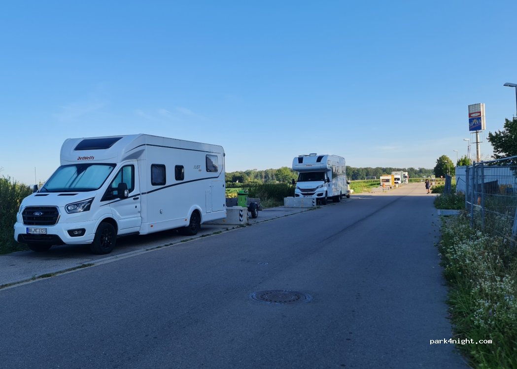 (77975) Ringsheim - Herbolzheimer Straße — foto 4