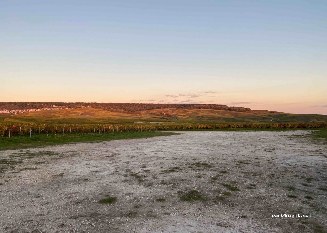 (51160) Hautvillers - Unnamed Road — foto