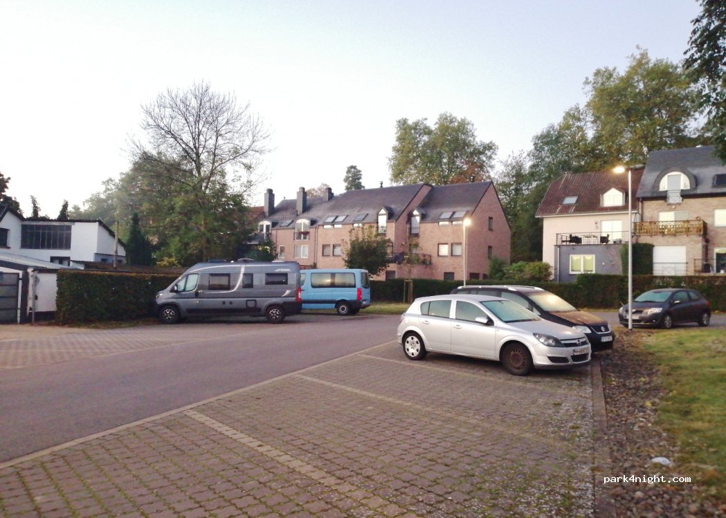 (1300) Wavre - 1 Place Albert 1er — foto 2