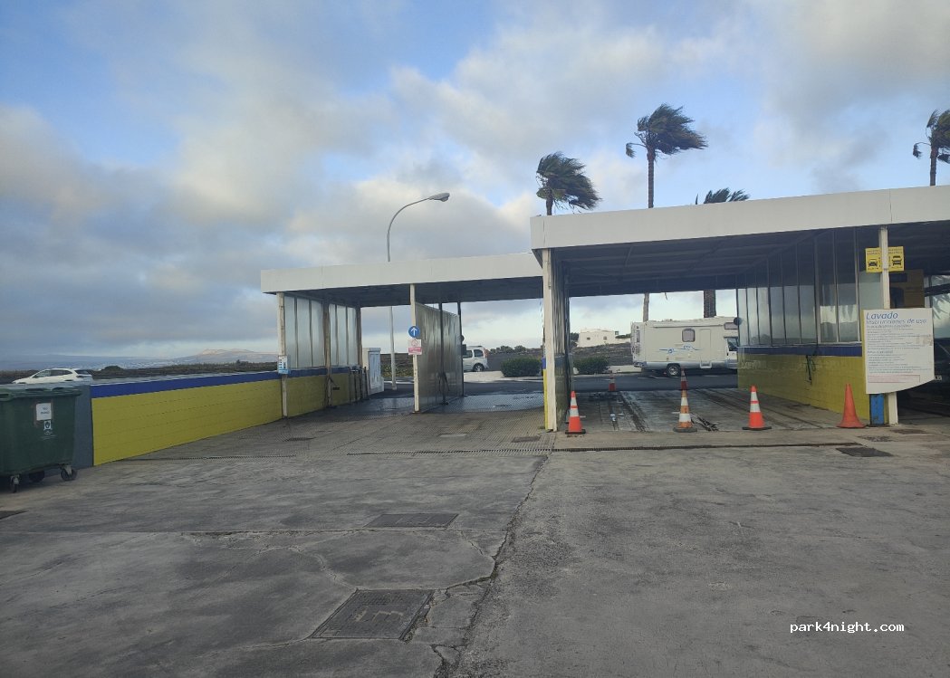 (35550) San Bartolomé - 37 Carretera Arrecife a Tinajo — foto 2