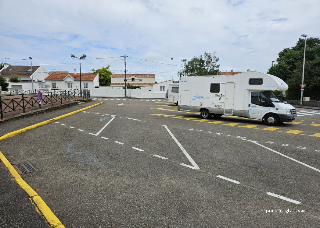 (44210) Pornic - 1 Rue de Tourte — foto 3