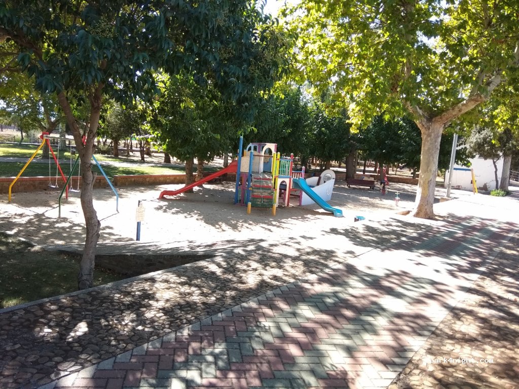 (13114) El Robledo - 2 Avenida del Río Bullaque — foto 2