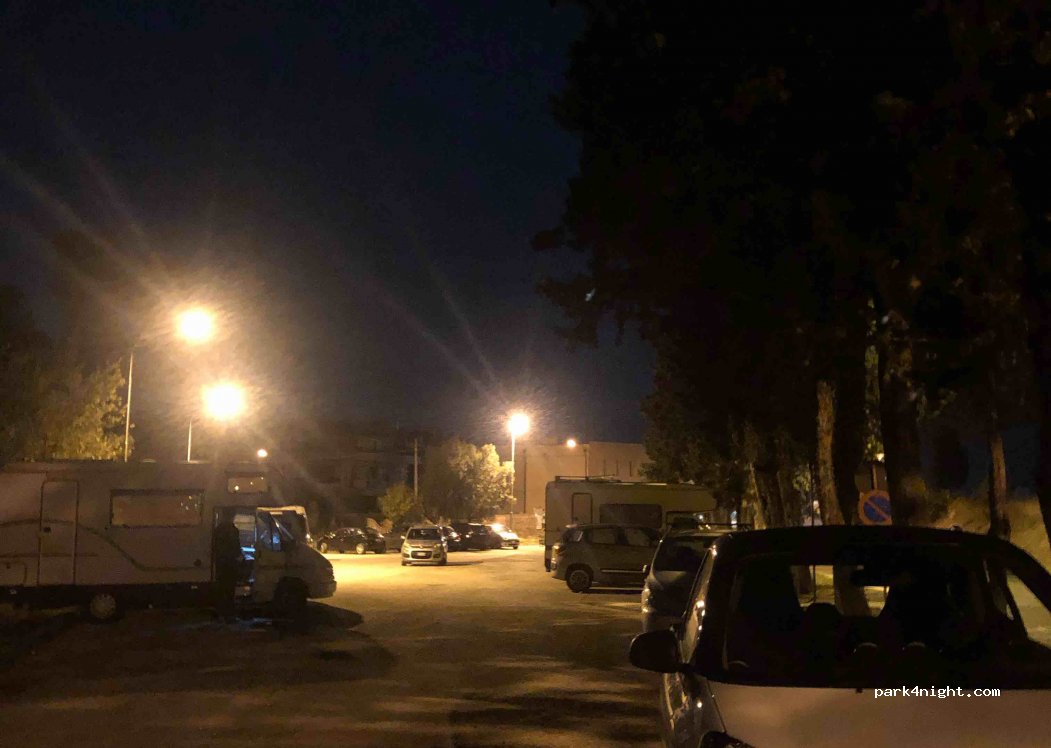 (06049) Spoleto - 5 Via delle Lettere — foto 2