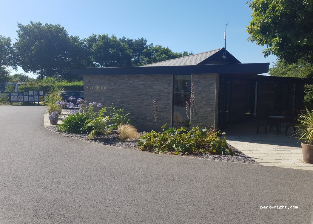 Oakdown Touring and Holiday Caravan Park — foto 2