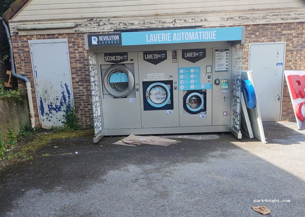 (60390) Auneuil - 110 Rue du Cimetière — foto 3