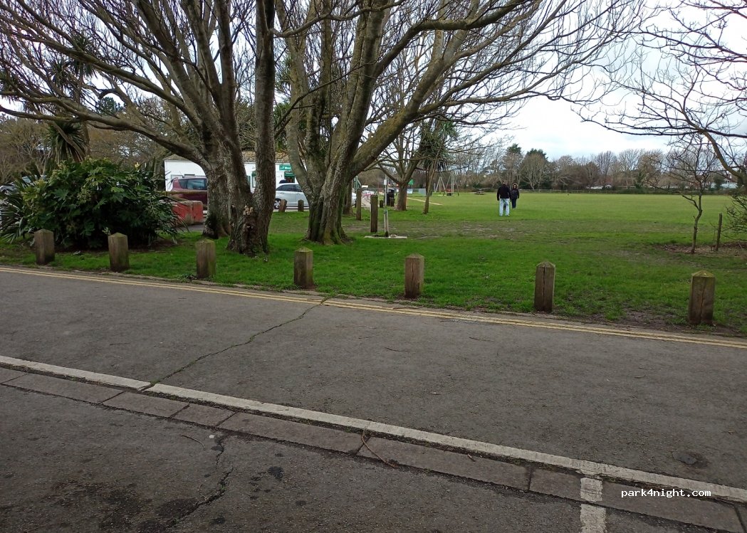 (PO21 2RB)  - 4 Silverston Avenue — foto 2