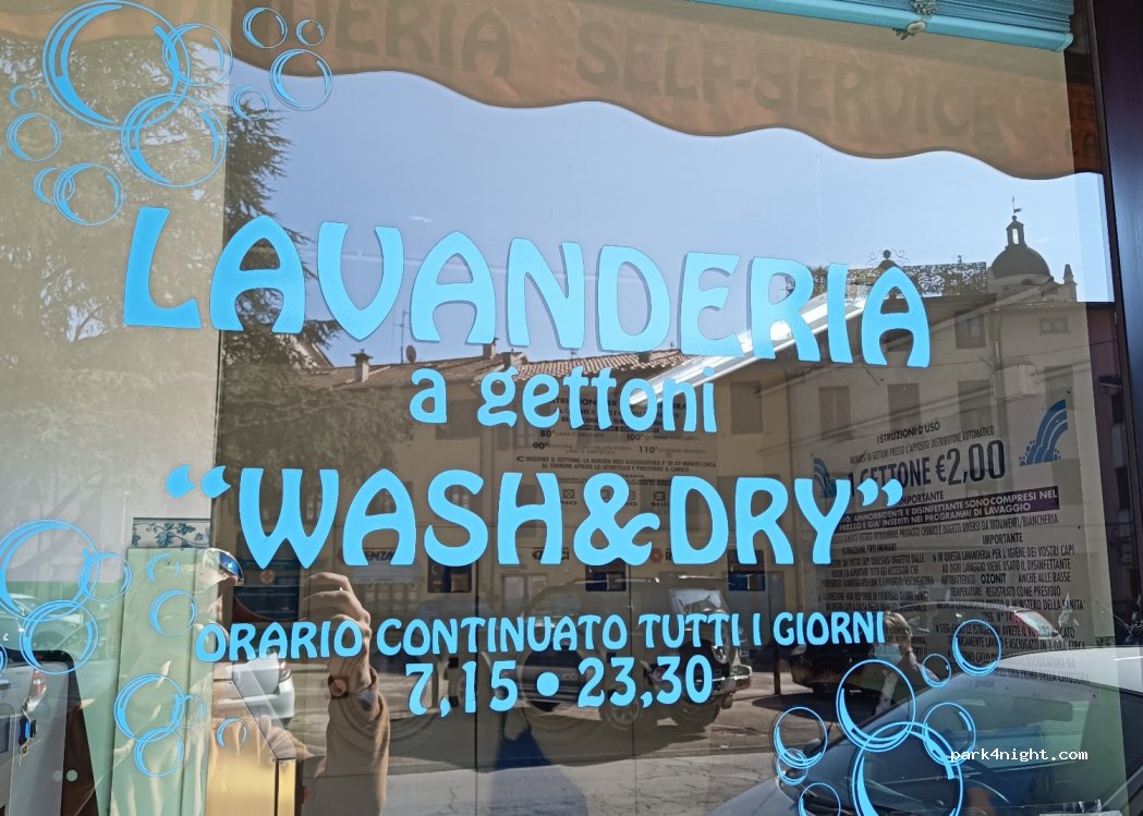 (55041) Camaiore - 22 Via Pietro Tabarrani — foto