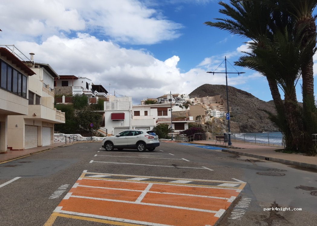 (30880) Águilas - 13 Avenida del Hornillo — foto