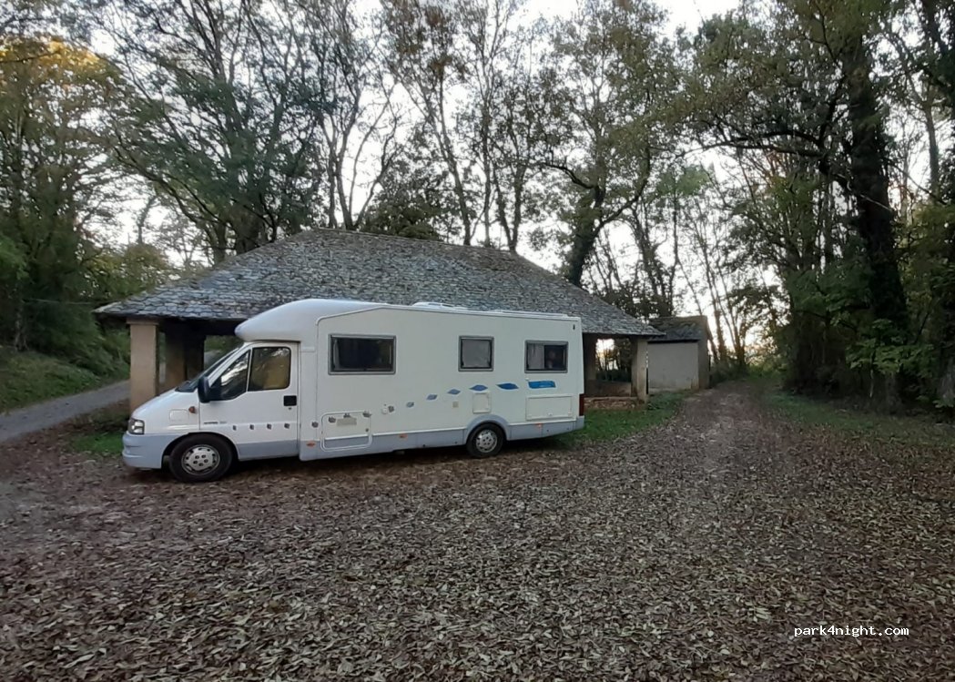 (12260) Villeneuve - — foto