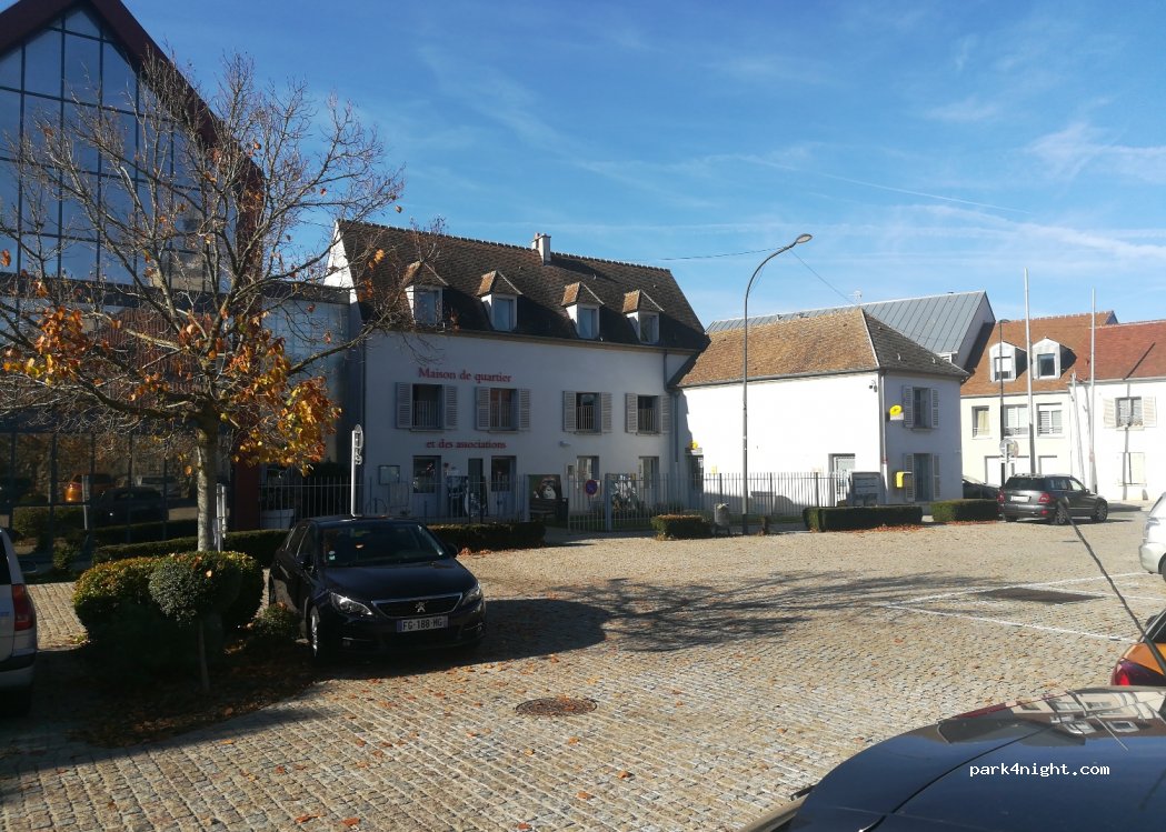 (93290) Tremblay-en-France - 11 Rue des Architectes — foto 2