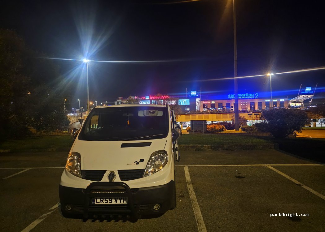 (28100) Novara - 1 Via San Pietro — foto 4