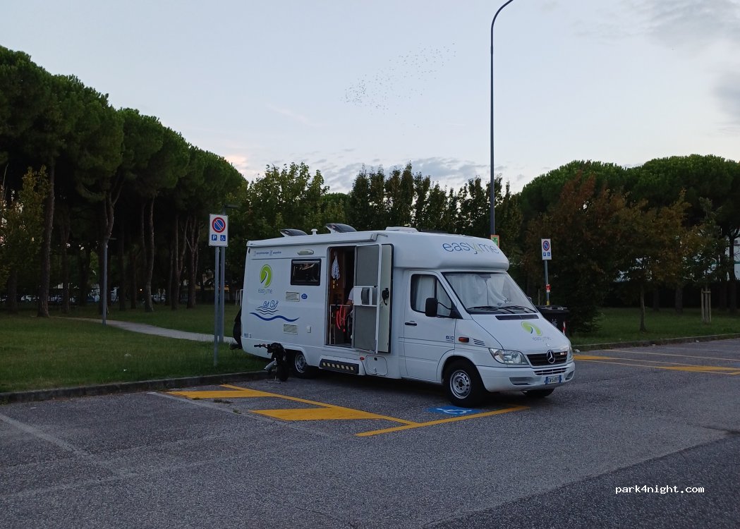 (33054) Lignano Sabbiadoro - 25 Via Asti — foto 5