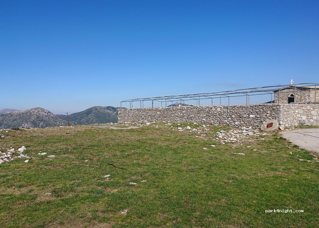 (240 24) Lefktro - Unnamed Road — foto