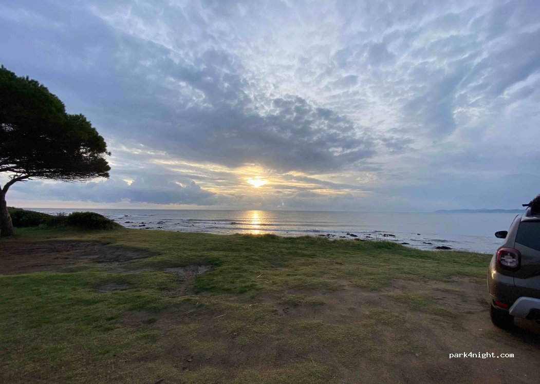 (08020) Posada - Unnamed Road — foto