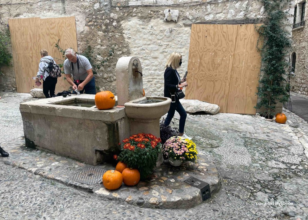 (06570) Saint-Paul-de-Vence - 88 Rue Grande — foto