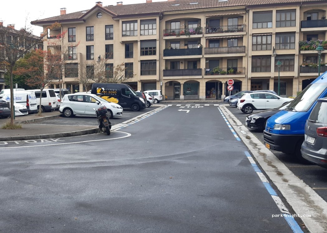 (20800) Zarautz - 6 Iturribidea Kalea — foto