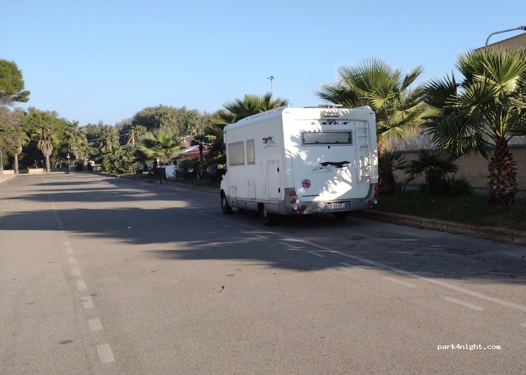 (73100) San Cataldo - 3 Via Ettore Majorana — foto