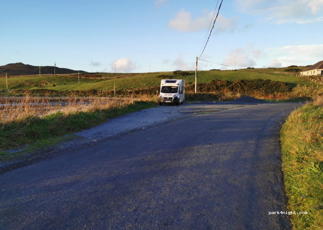 () Sheeauns - Unnamed Road — foto