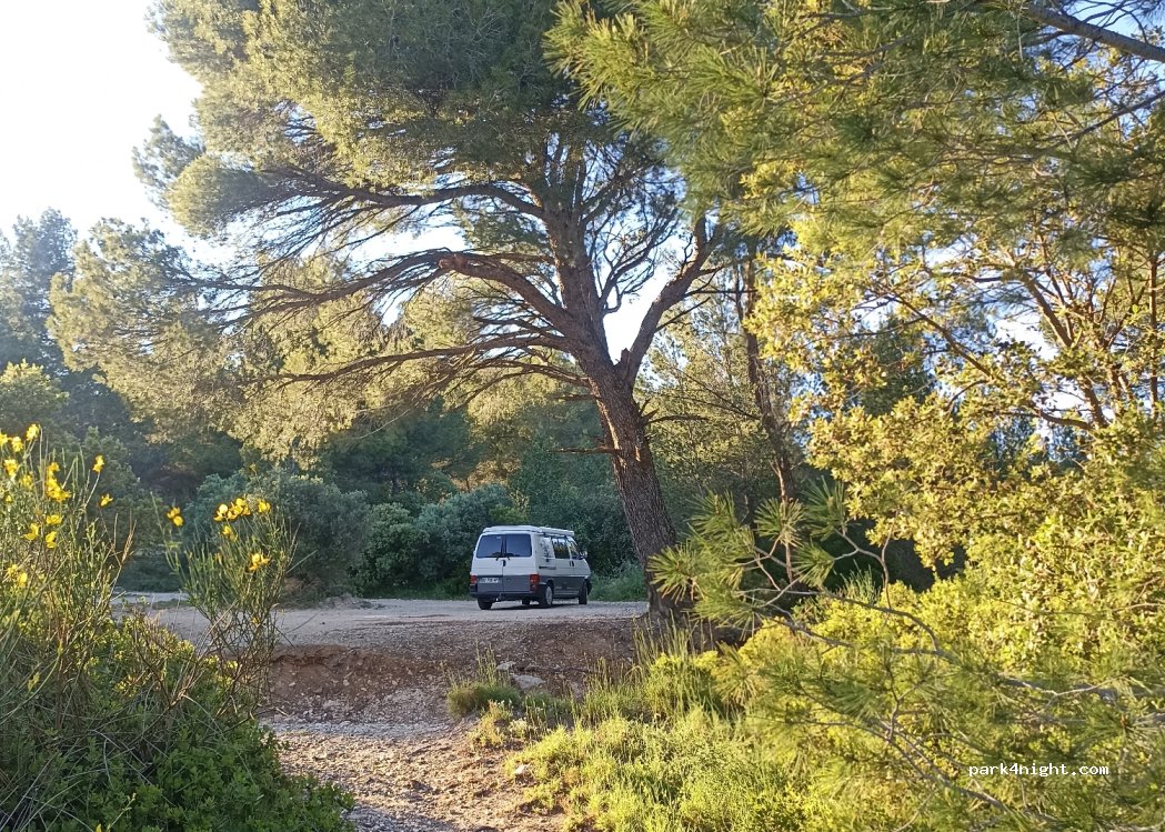 (13890) Mouriès - D24 — foto 2