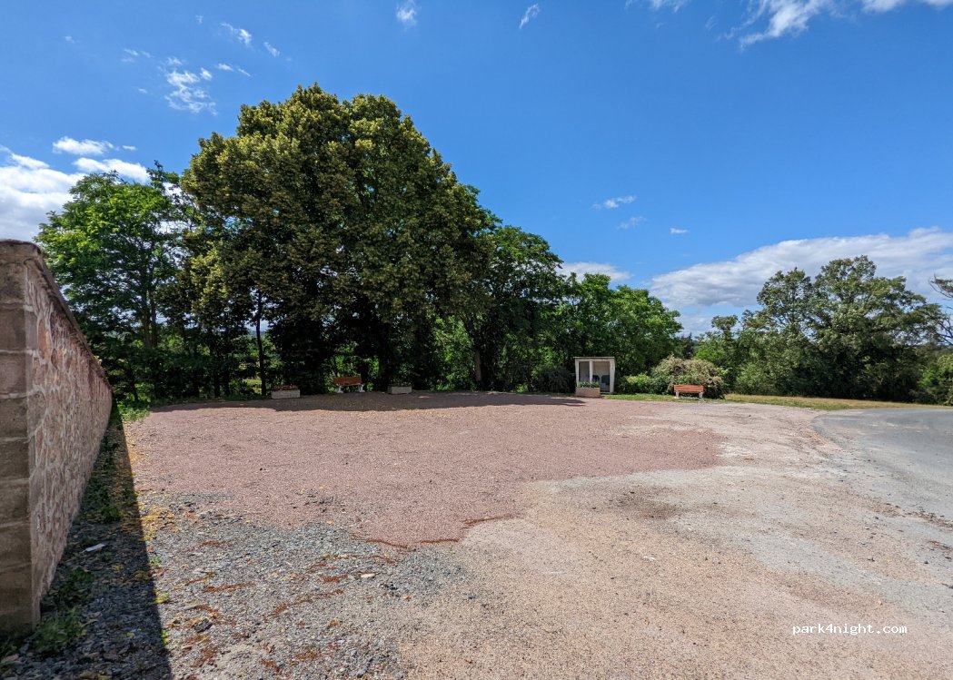 (03170) Bizeneuille - 8 Lotissement des Acacias — foto