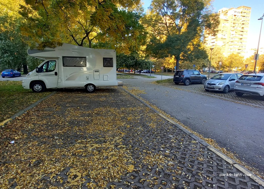 (21000) Novi Sad - 5A Bulevar despota Stefana — foto