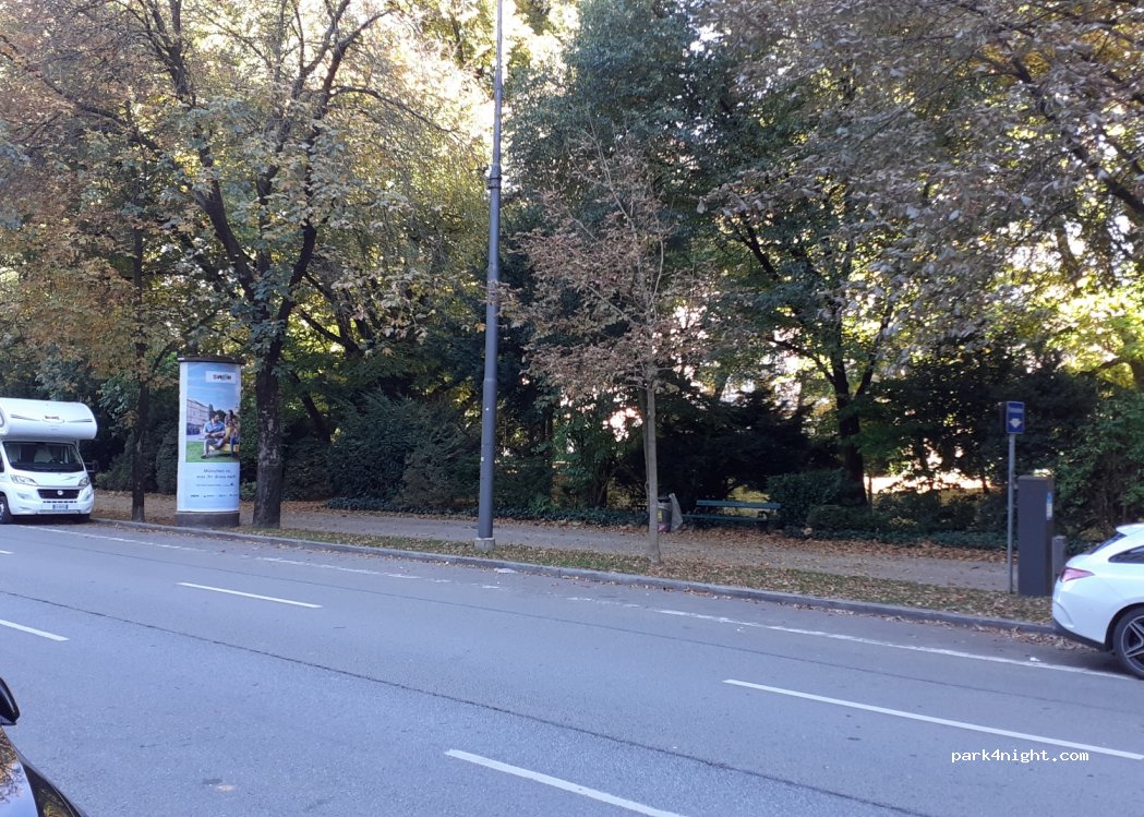 (80333) München - 14 Maximiliansplatz — foto