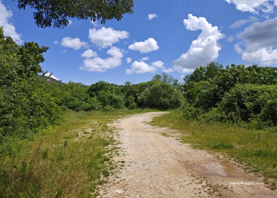 (5J3Q+QCF) Studenci - Unnamed Road — foto 4