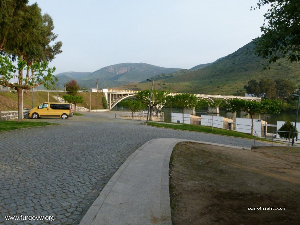 () Barca d´Alba - N221 — foto