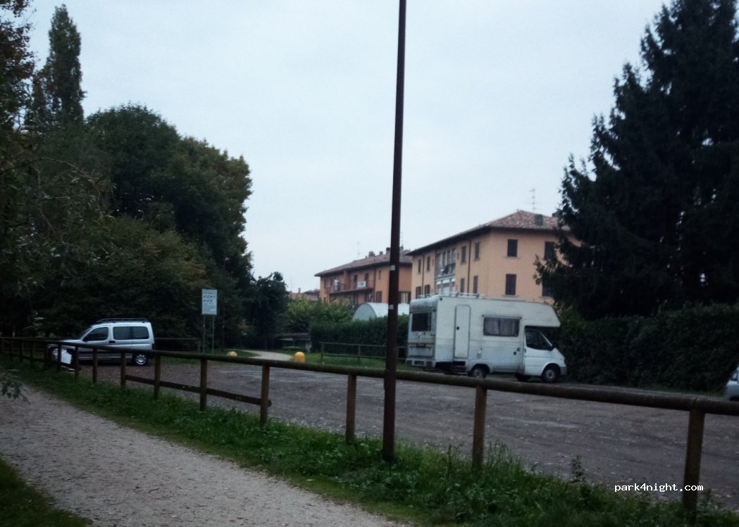 (24022) Alzano Lombardo - 30 Via Guglielmo d'Alzano — foto