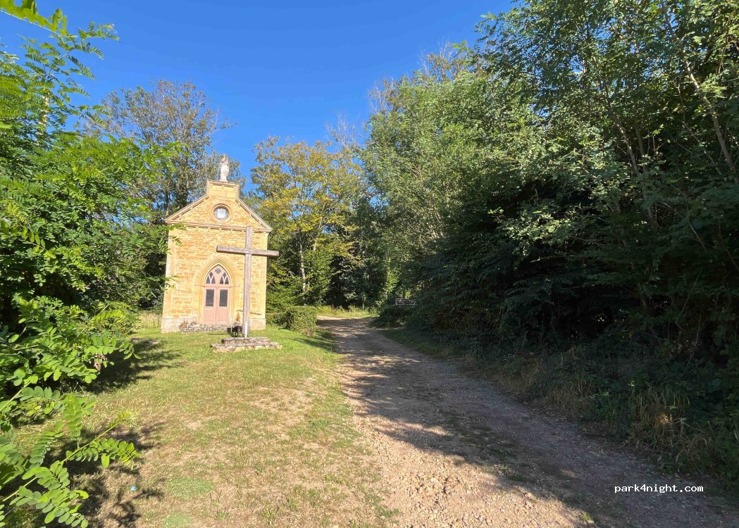 (71110) Anzy-le-Duc - Vers la Touche — foto 4