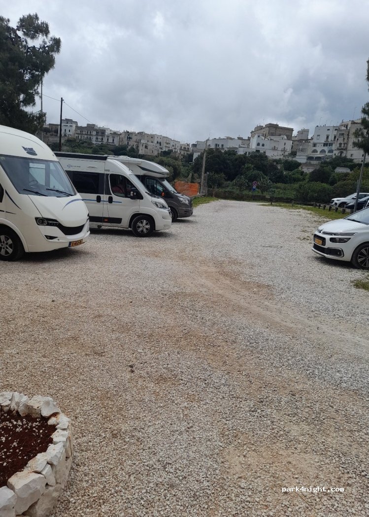 (72017) Ostuni - 34 Via Giosuè Pinto — foto 2