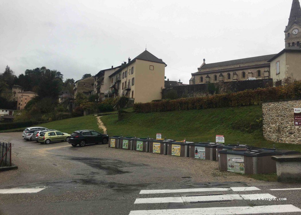 (38620) Saint-Geoire-en-Valdaine - — foto