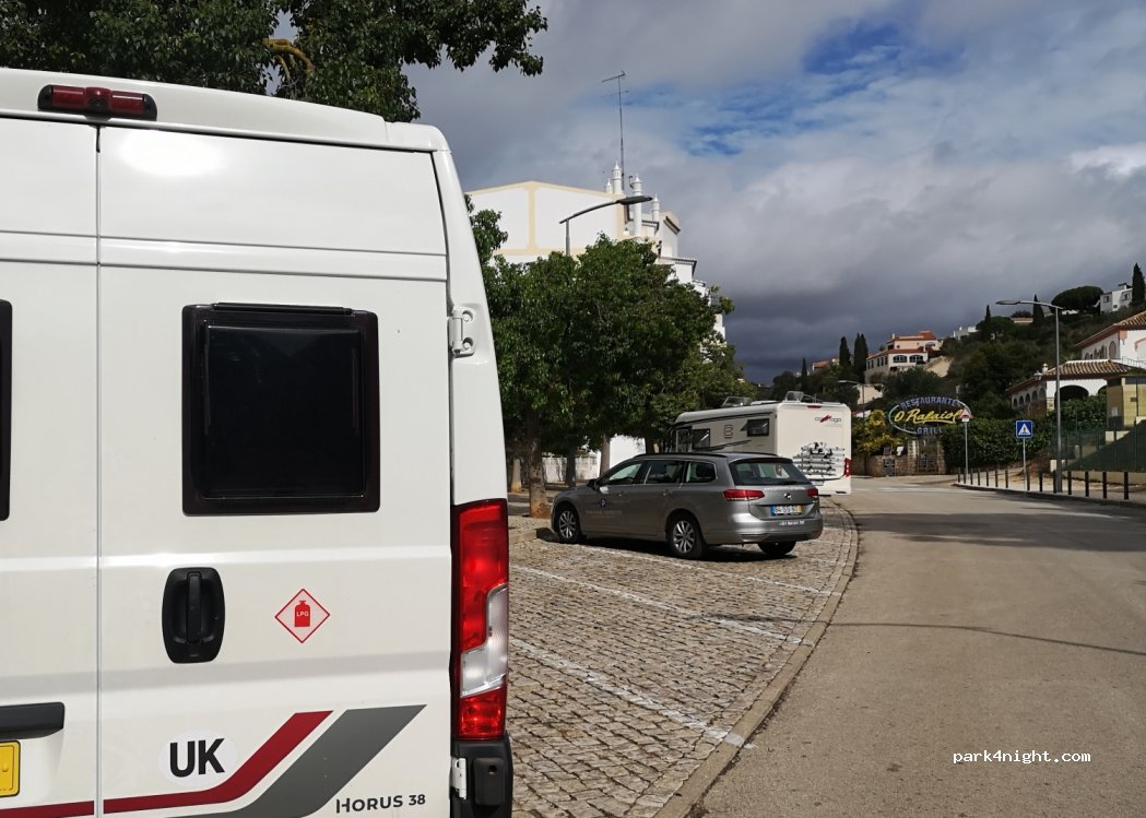 (8400) Carvoeiro - — foto