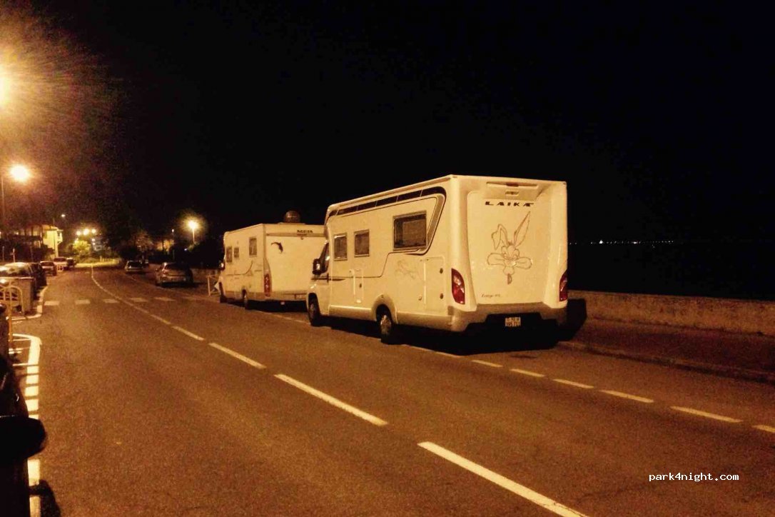 (06160) Antibes - 28-30 Boulevard James Wyllie — foto 2