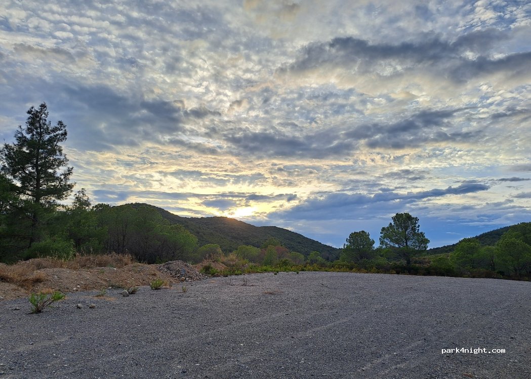 (11360) Embres-et-Castelmaure - Unnamed Road — foto 4