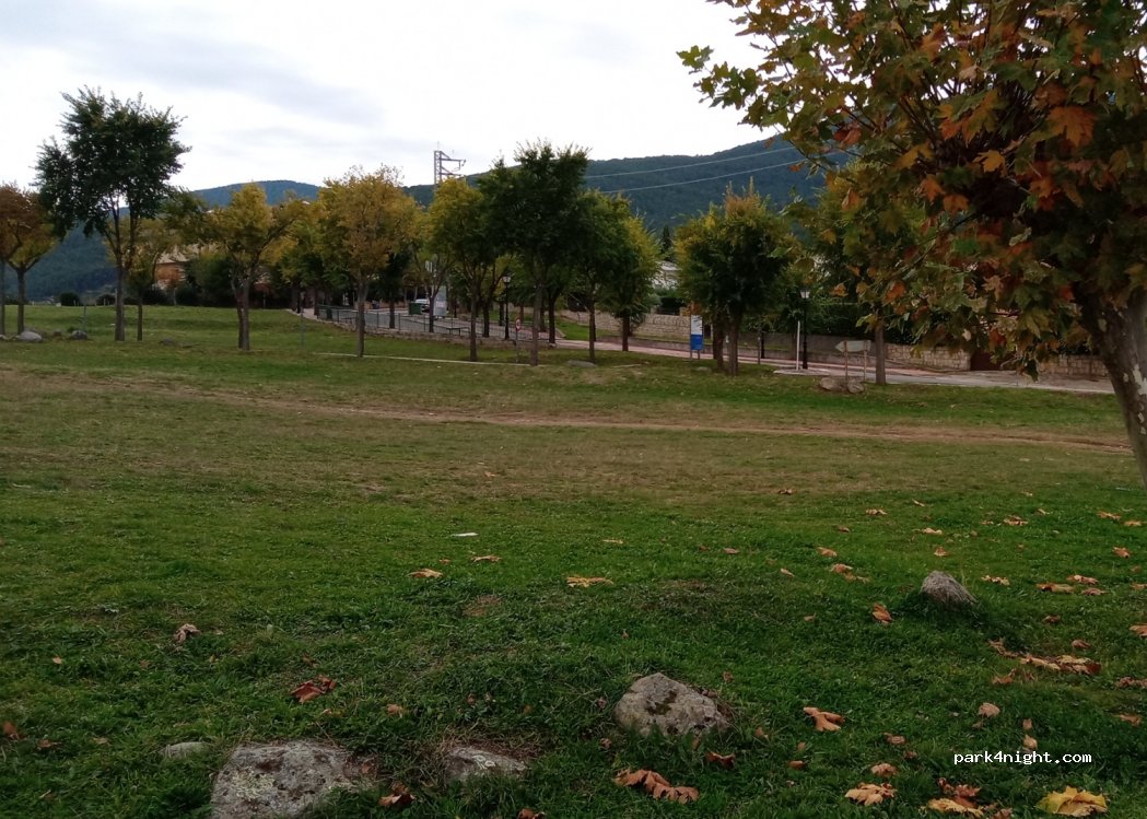 (05270) El Tiemblo - 32 Colonia la Yedra — foto