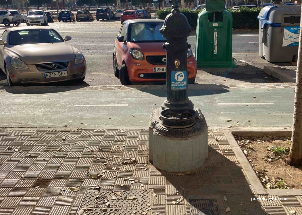 (41011) Sevilla - 26 Avenida Flota de Indias — foto