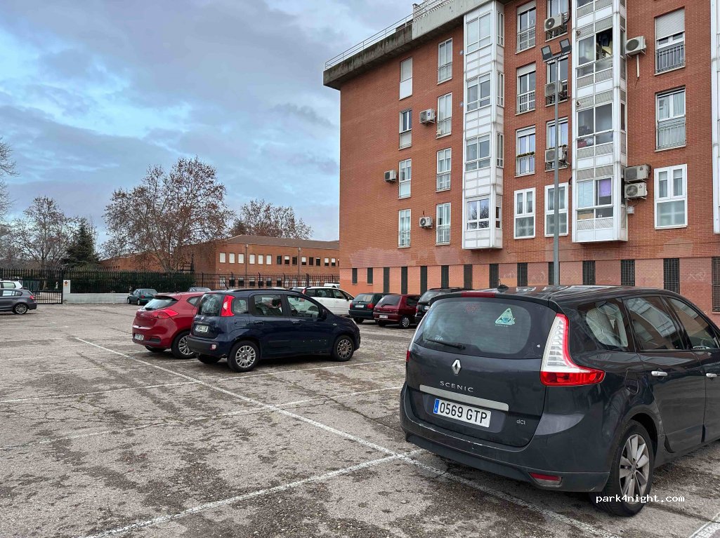 (28850) Torrejón de Ardoz - 5 Calle de Arrope — foto