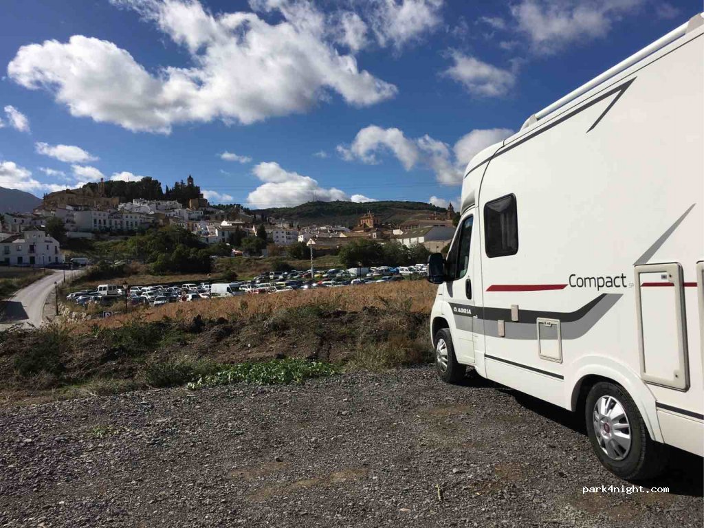 (29200) Antequera - Callejón de Urbina — foto 2