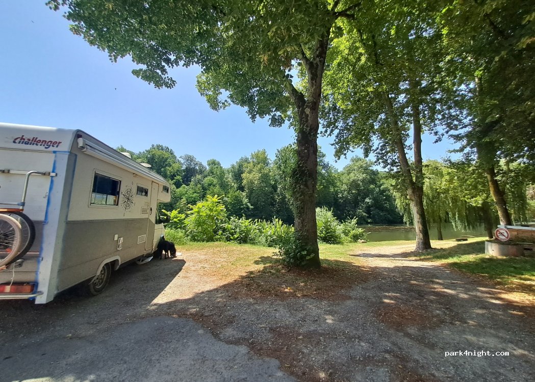 (81570) Vielmur-sur-Agout - Le Couvent — foto 2