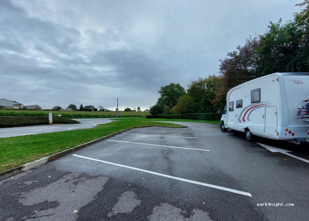 (64160) Maucor - 11 Route de Saint-Castin — foto