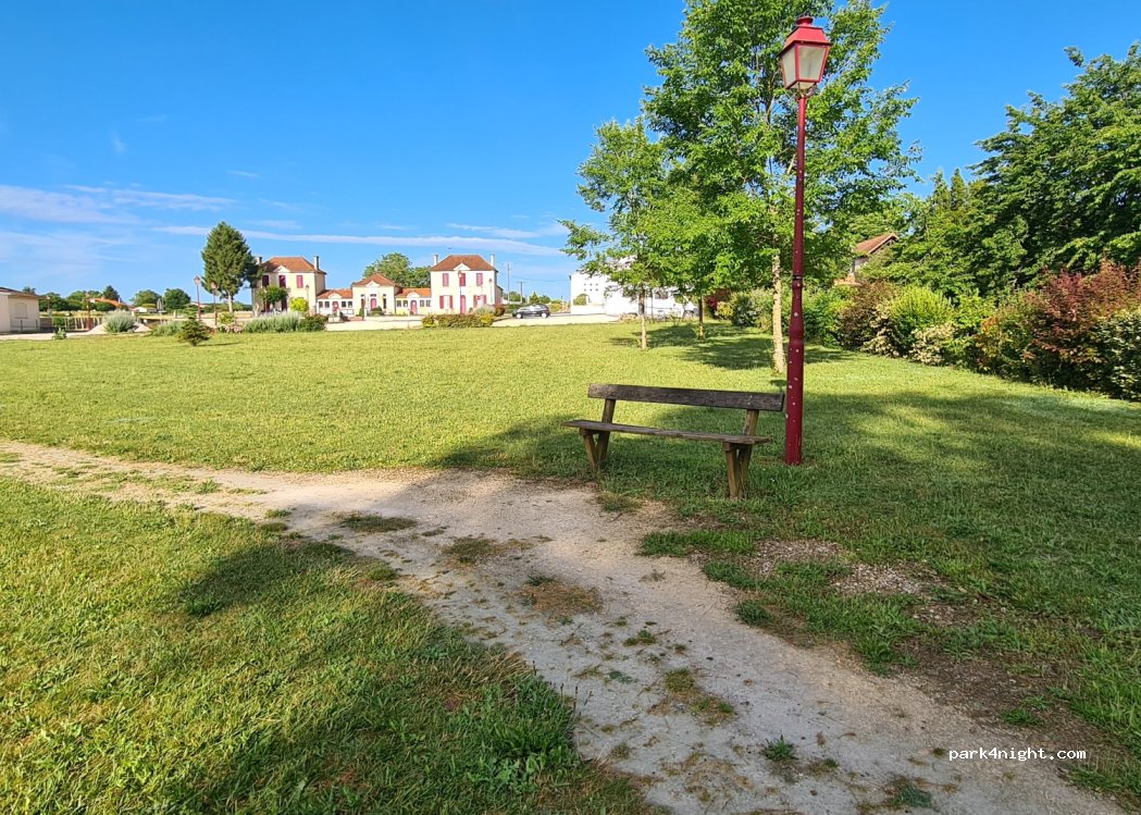 (17500) Léoville - — foto