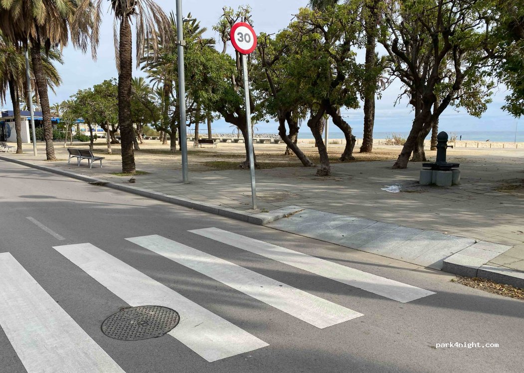 (08302) Mataró - 100 Passeig del Callao — foto 2