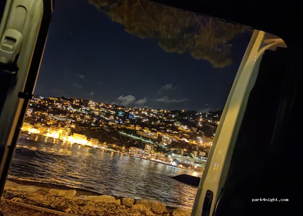 (06230) Villefranche-sur-Mer - 700 Avenue Albert 1ER — foto 3