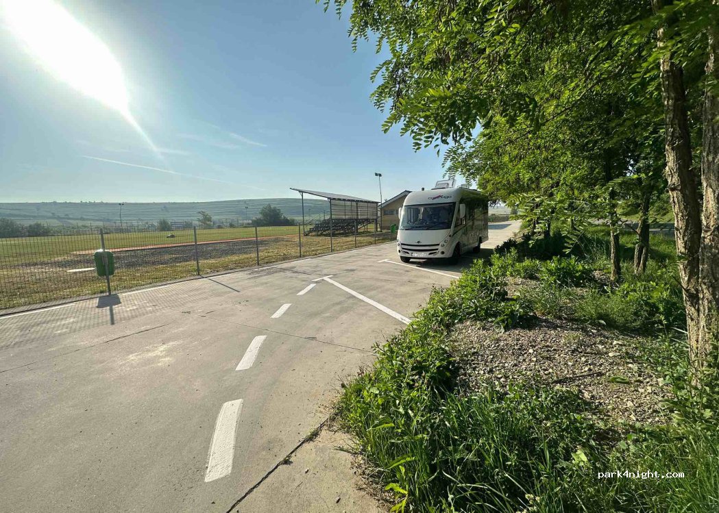 (407515) Sâncraiu - Unnamed road — foto