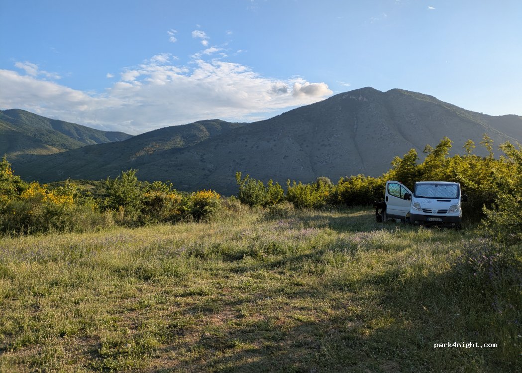 (W6C3+MGM) Muzinë - Unnamed Road — foto 5